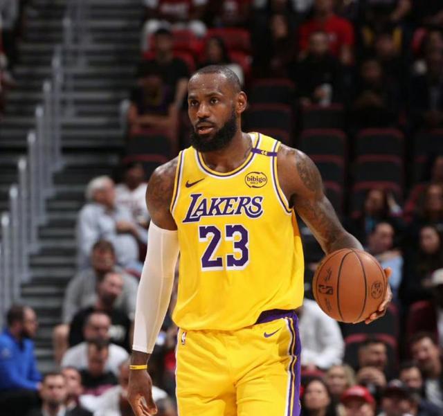 九游娱乐浓眉哥连续十场比赛得分超过爆冷，热火不断突破！气势如虹延续的简单介绍